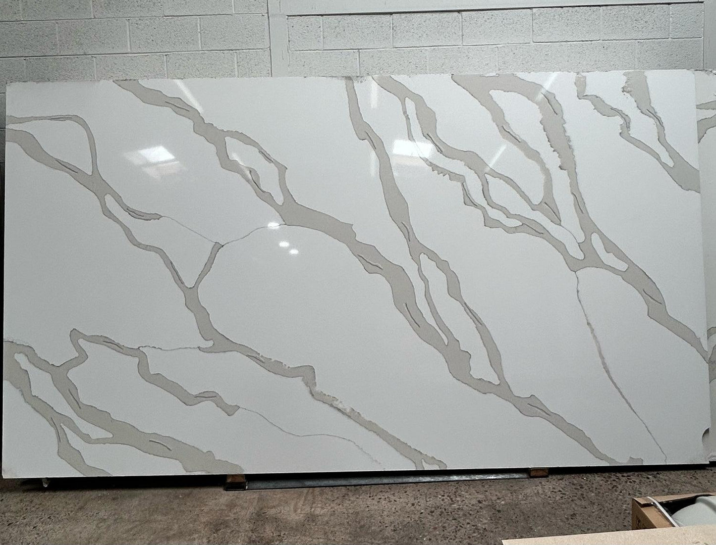2cm, Full Slab, Quartz, quartz-slabs, white