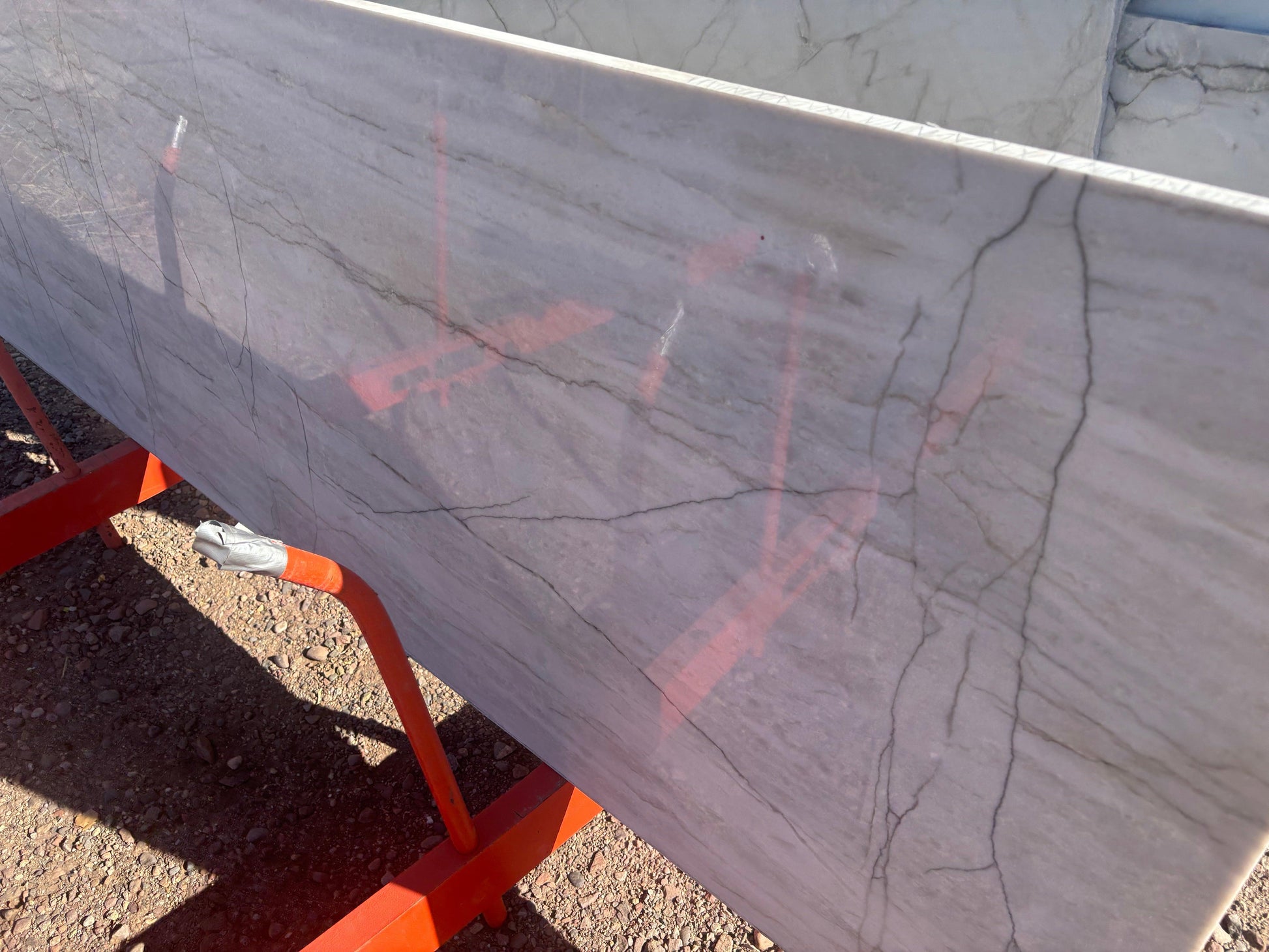 2cm, Quartzside, Rare Find, Remnant, thickness-2cm Quartzite Remnant