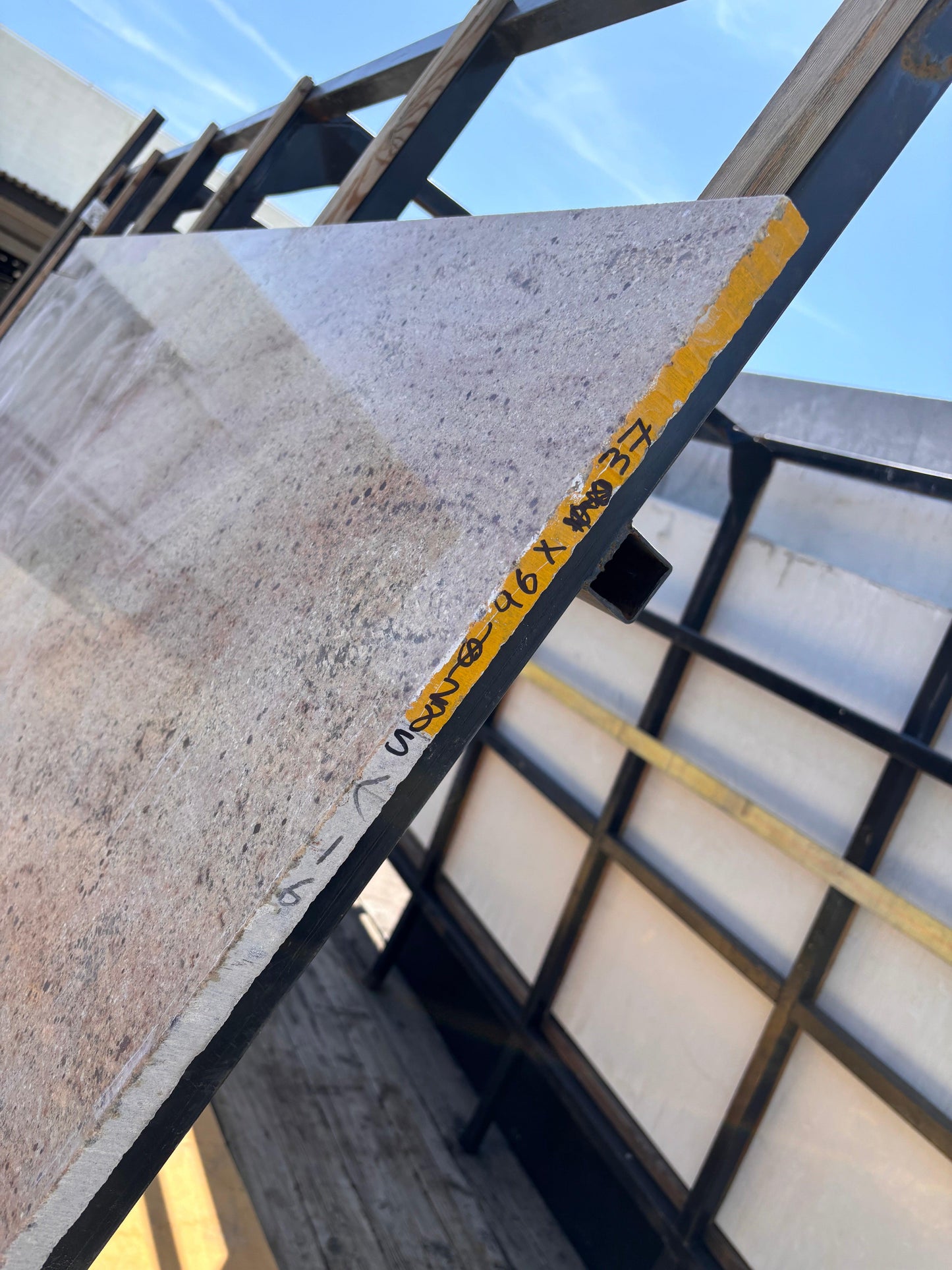 2cm, beige, cream, granite remnant, Outlet Material, Remnant, remnants, thickness-2cm Granite Remnant
