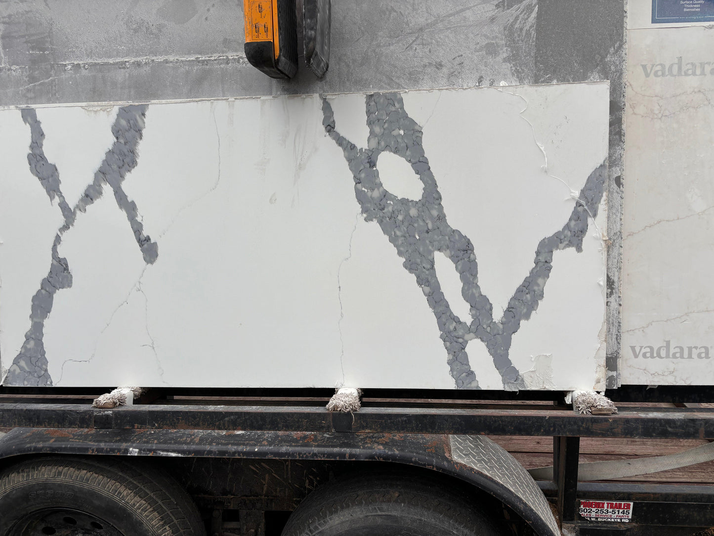 2cm, Gray Veins, Quartz, Quartz Remnant, Remnant, remnants, thickness-2cm, vanity, Veins Quartz Remnants