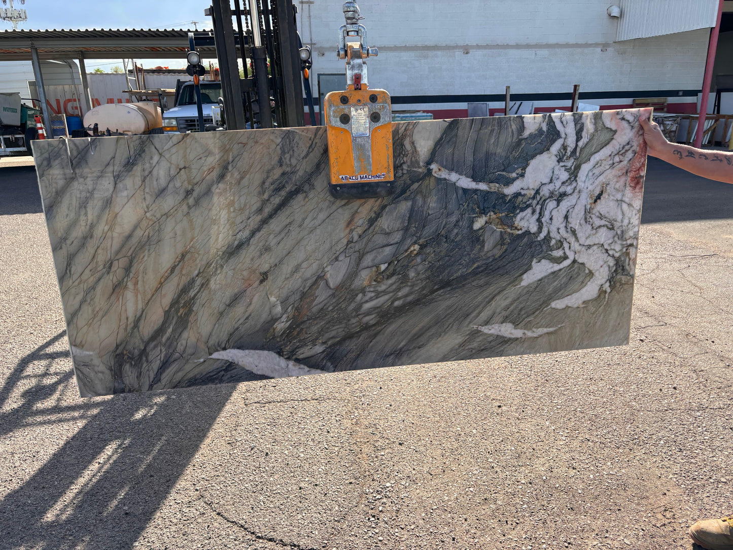 2cm, Glossy, Outlet Material, Quartzside, Rare Find, Remnant, remnants, thickness-2cm, Veins Quartzide Remnant
