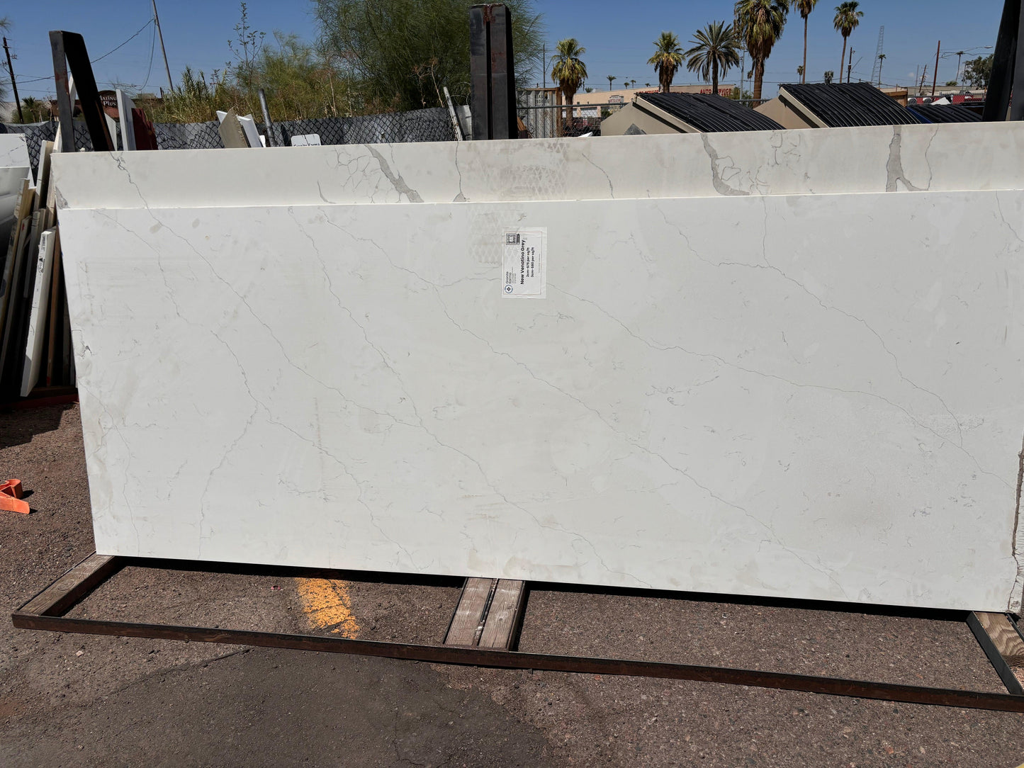 2cm, Light Veins, Outlet Material, Quartz, Remnant, remnants, thickness-2cm Quartz Remnants