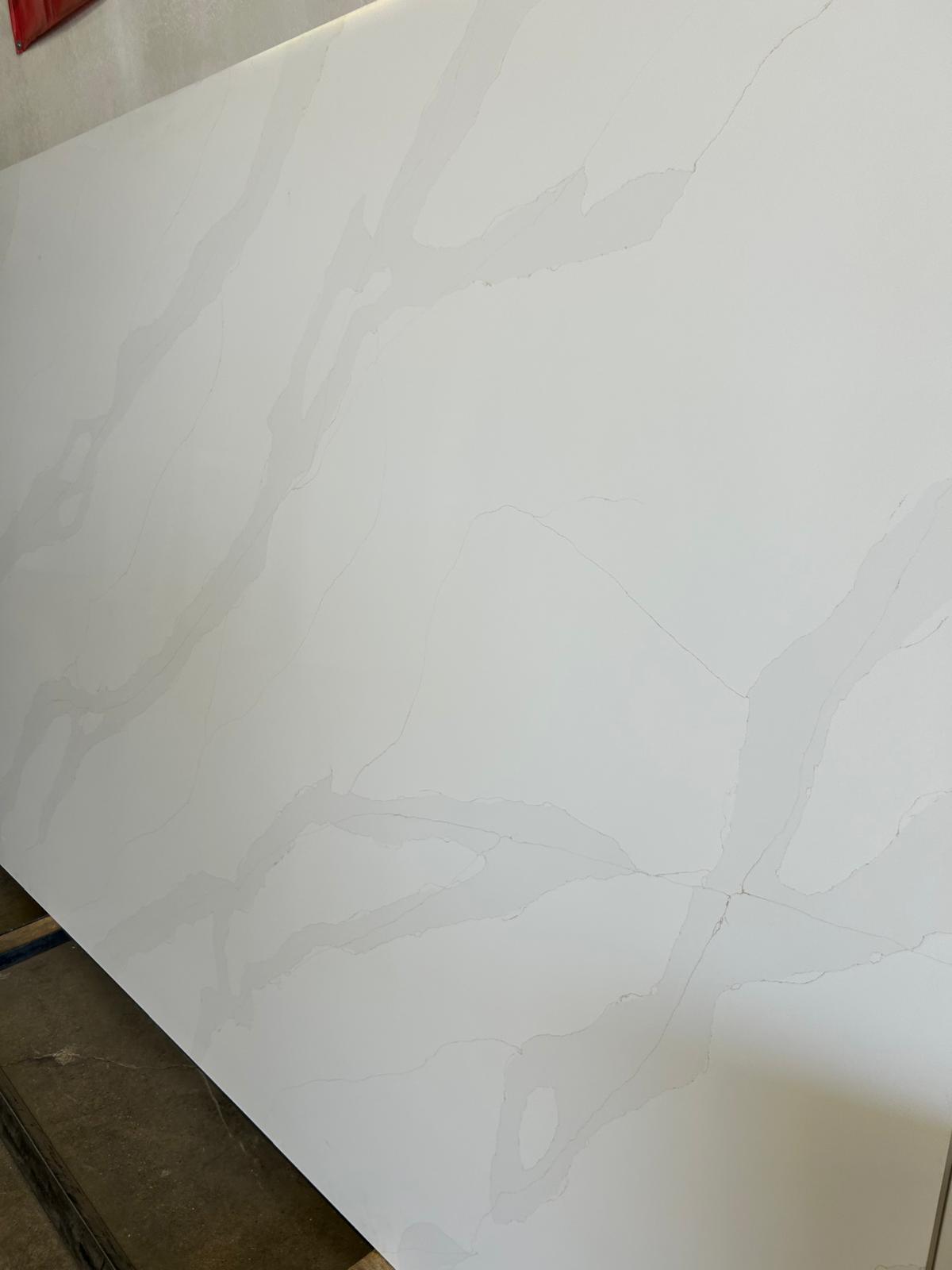Quartz Full Slab
