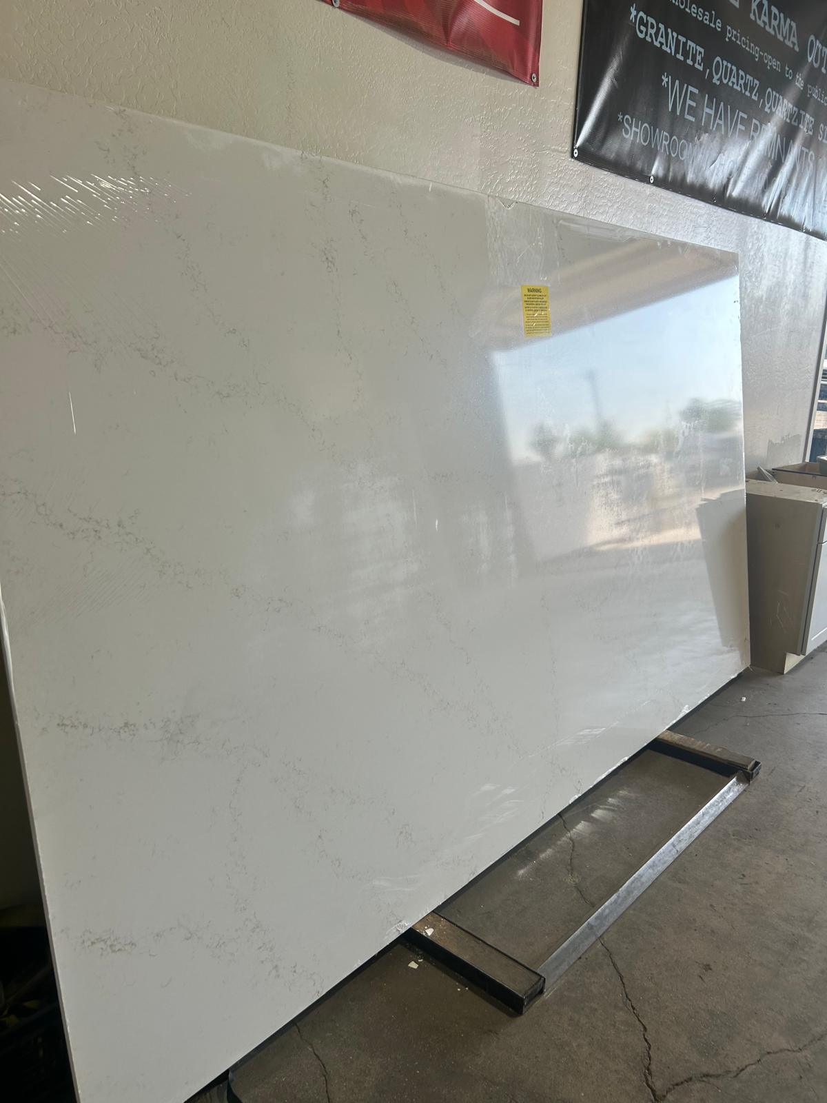 beige, Beige Quartz, Full Slab, Quartz, quartz-slabs, Rare Find, thickness-2cm, Veins, white Quartz Full Slab