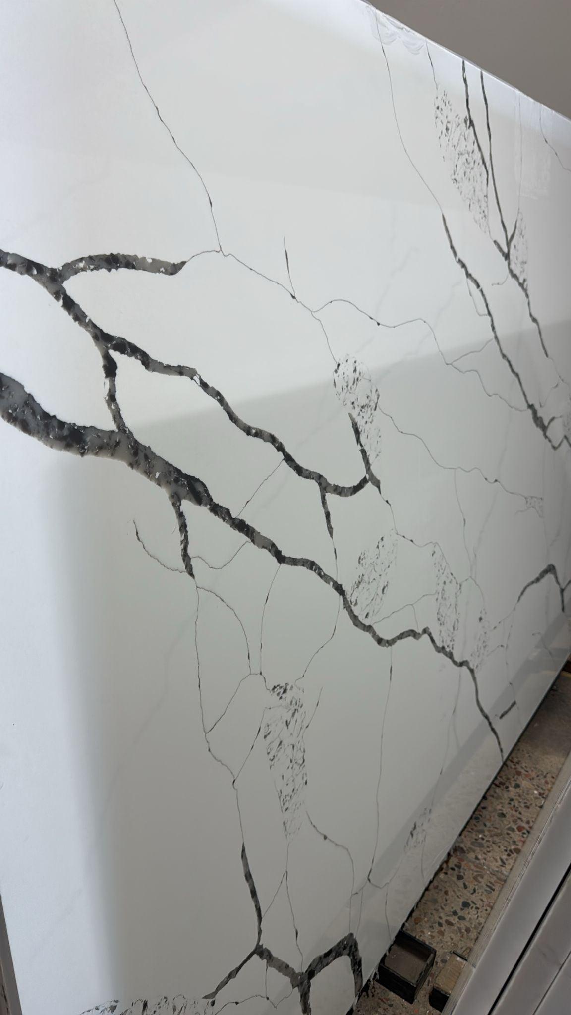 2cm, Full Slab, gray, Gray Veins, Grey, Grey Veins, Quartz, quartz-slabs, Rare Find, thickness-2cm, Veins, white, White Quartz Quartz Full Slab