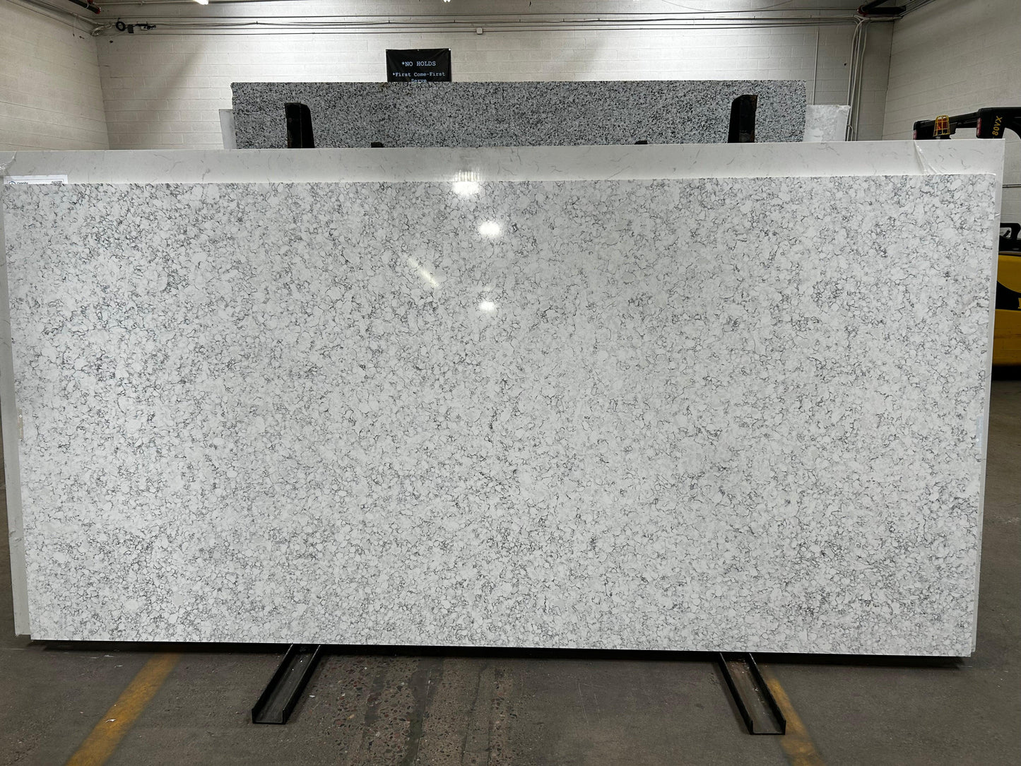 3cm, Bathroom, black, Full Slab, Glossy, Quartz, quartz-slabs, Rare Find, Single, Single Slab, thickness-3cm, vanity, Veins, white, White Quartz Quartz Full Slab