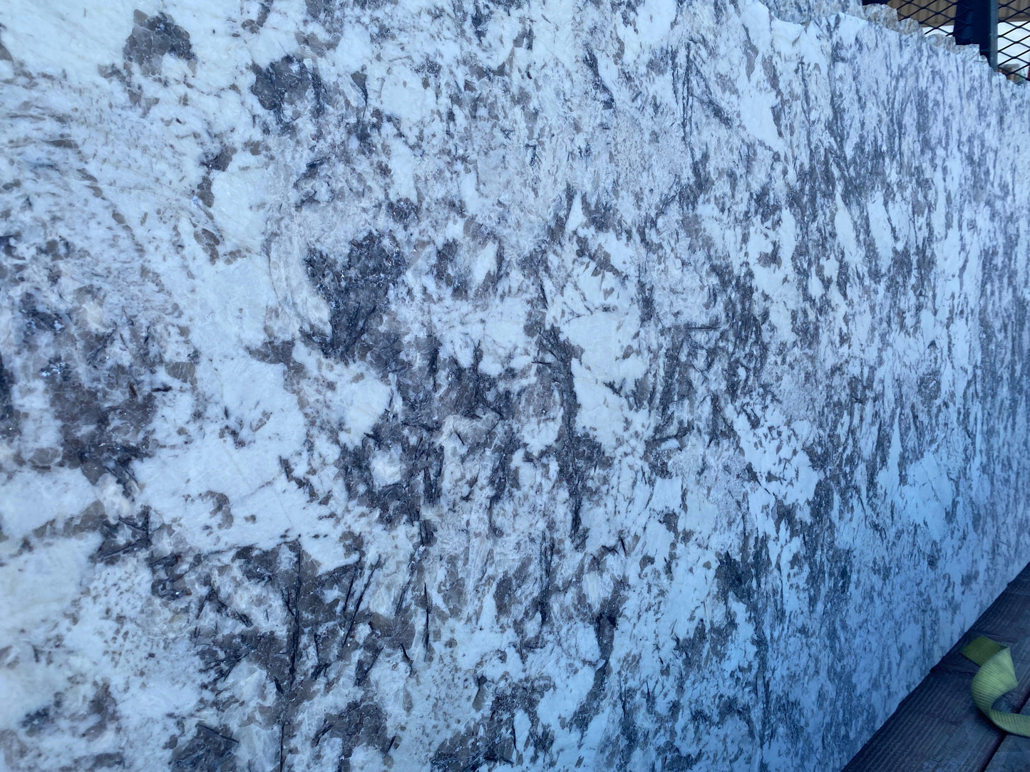 2cm, brown, Coffee, cream, Crystals, Granite, Outlet Material, Rare Find, Remnant, remnants, Single, thickness-2cm