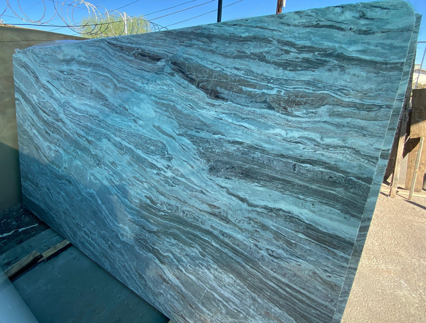 2cm, cream, Full Slab, Glossy, Rare Find, Veins Marble Full Slab