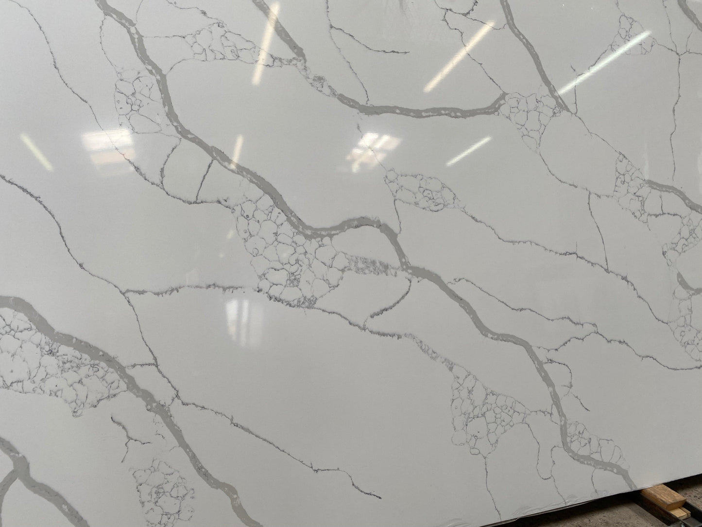 3cm, Full Slab, gray, Gray Veins, Grey, Grey Veins, hide, Quartz, quartz-slabs, Rare Find, Veins, white, White Quartz Quartz Full Slab