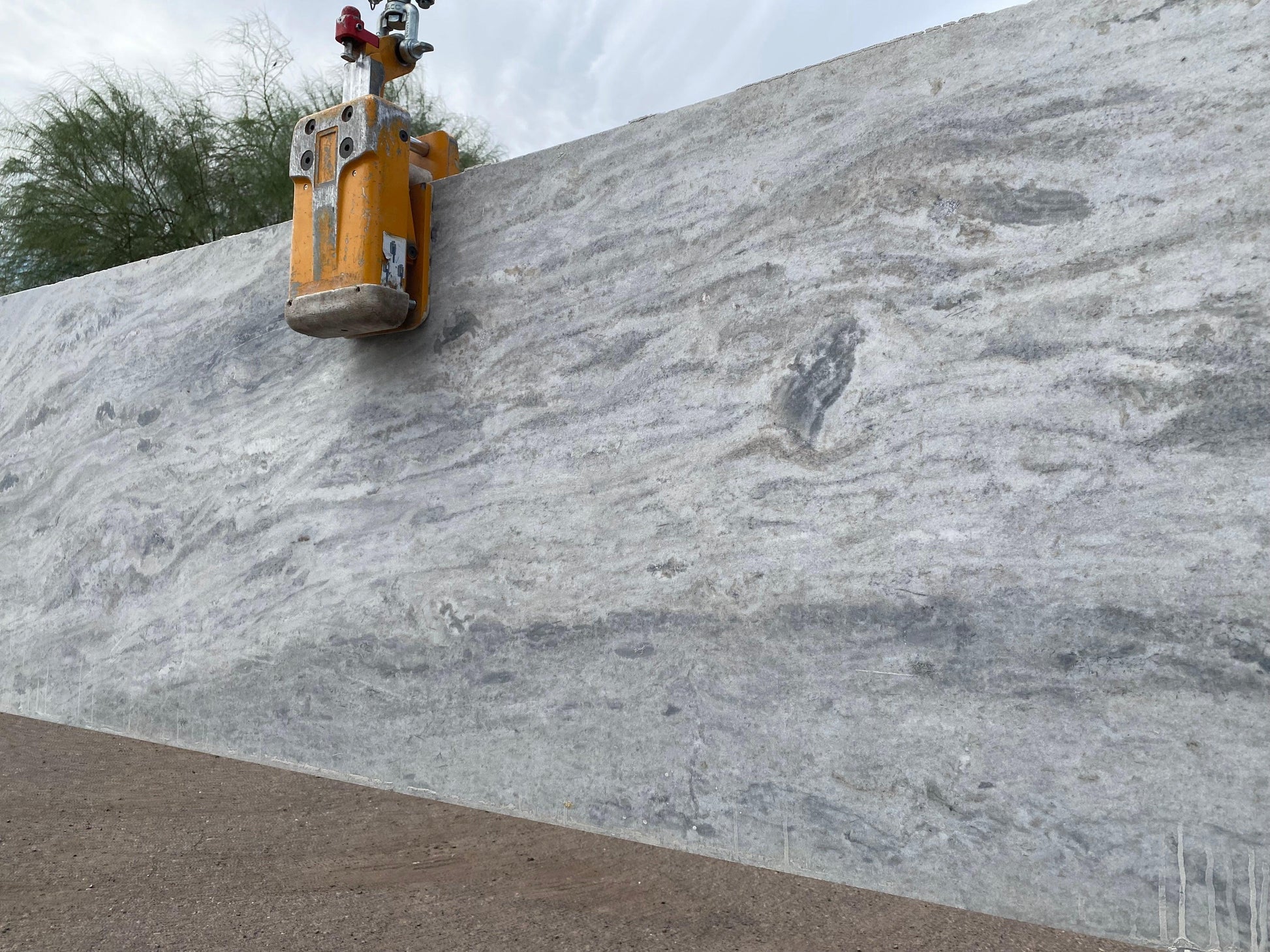 2cm, Crystals, Flecks, Granite, gray, Grey, hide, Matte, Rare Find, Remnant, remnants, thickness-2cm, white