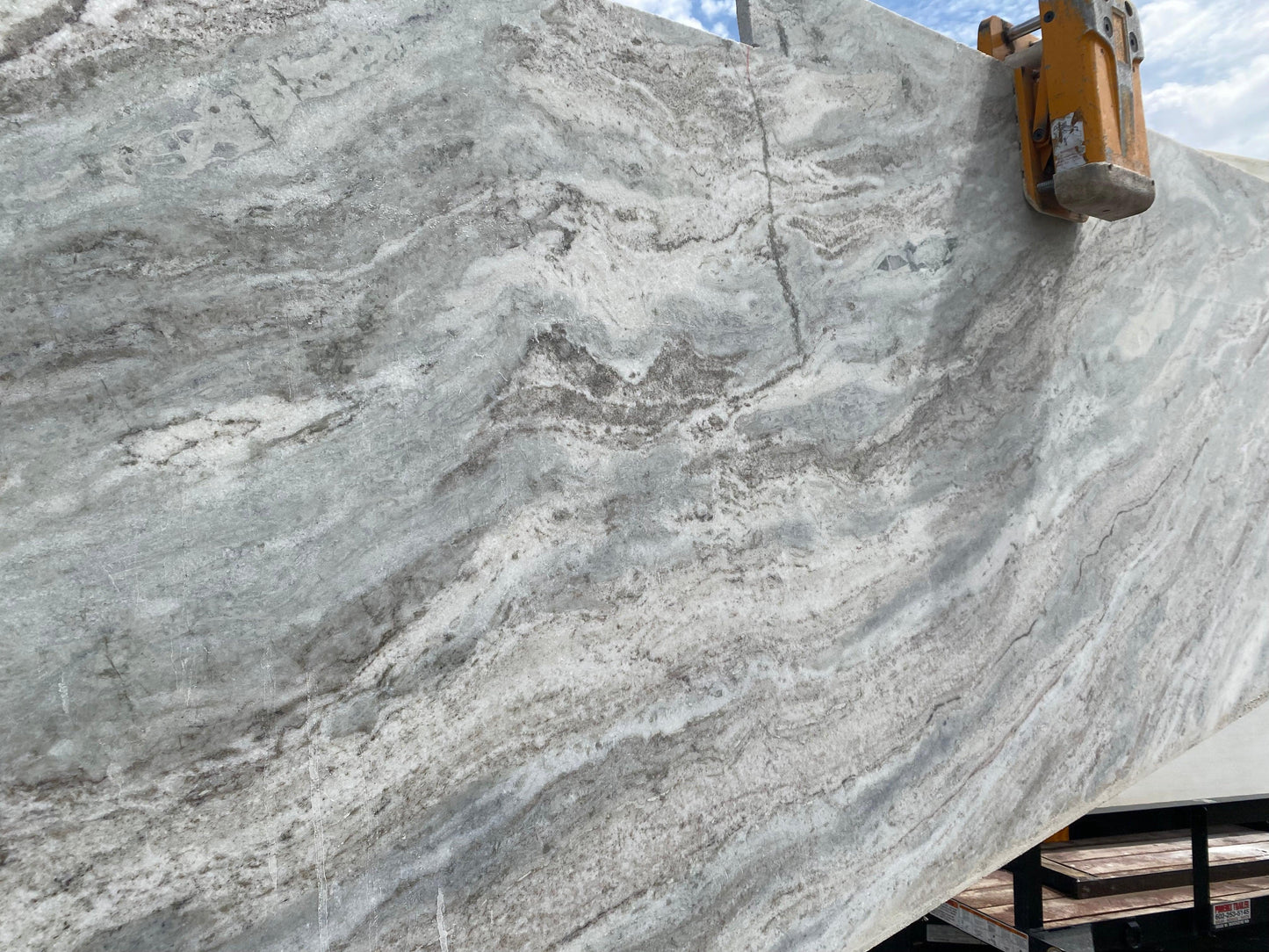 2cm, beige, brown, cream, Crystals, Flecks, Granite, green, Rare Find, Remnant, remnants, thickness-2cm