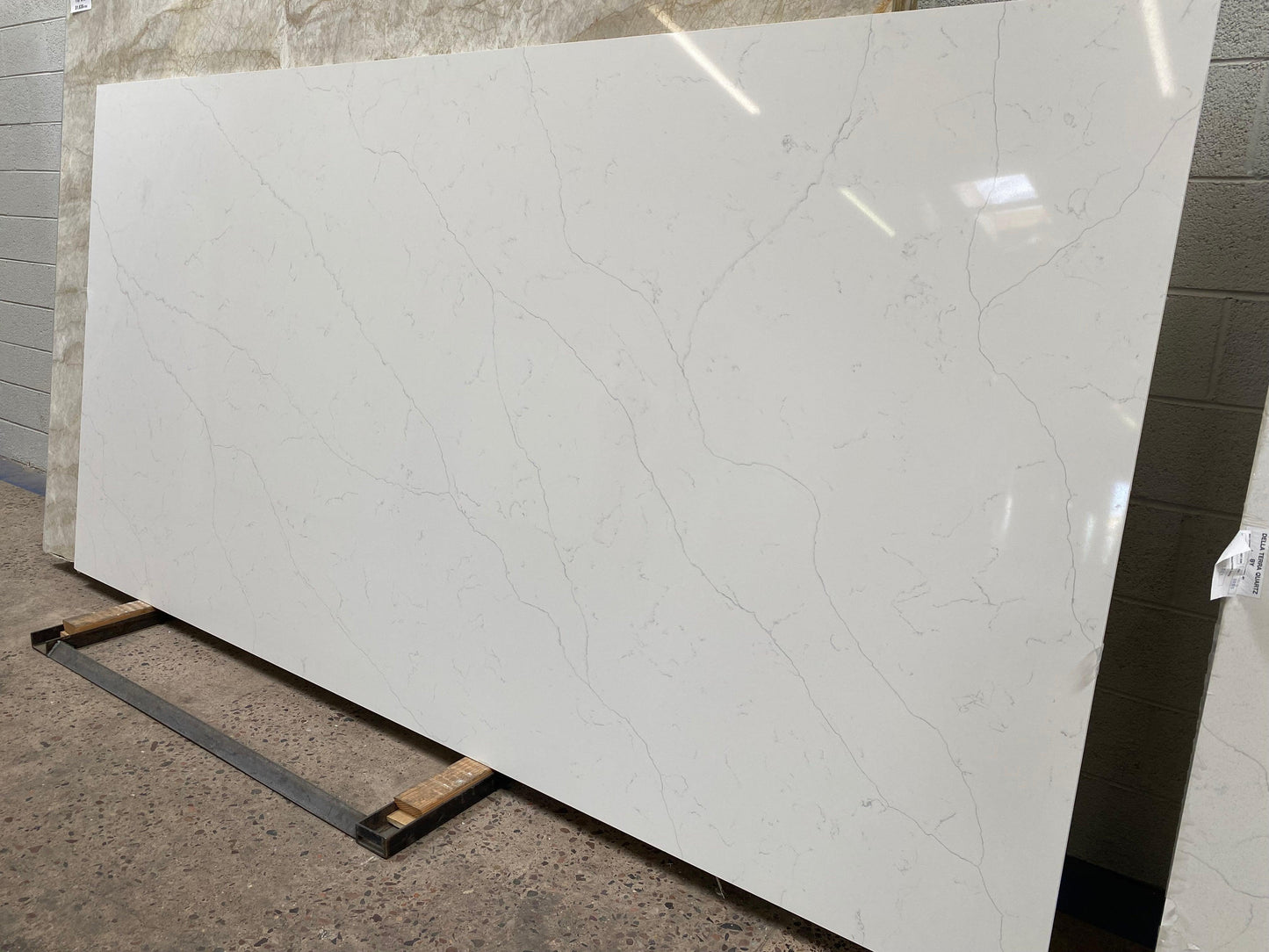 2cm, Full Slab, Gray Veins, Grey Veins, Quartz, quartz-slabs, Rare Find, Veins, white, White Quartz Quartz Full Slab