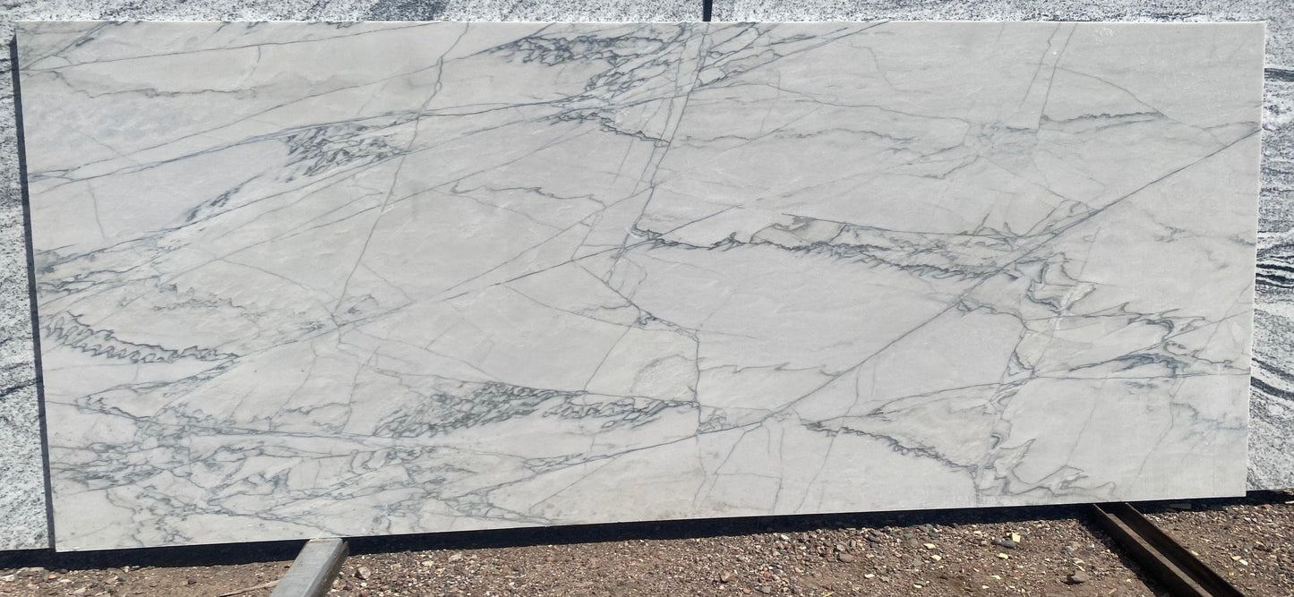 2cm, beige, brown, Brown Veins, cream, Glossy, Light Veins, Outlet Material, Quartzide, Quartzside, Rare Find, Remnant, remnants, thickness-2cm, Veins Quartzide Remnant