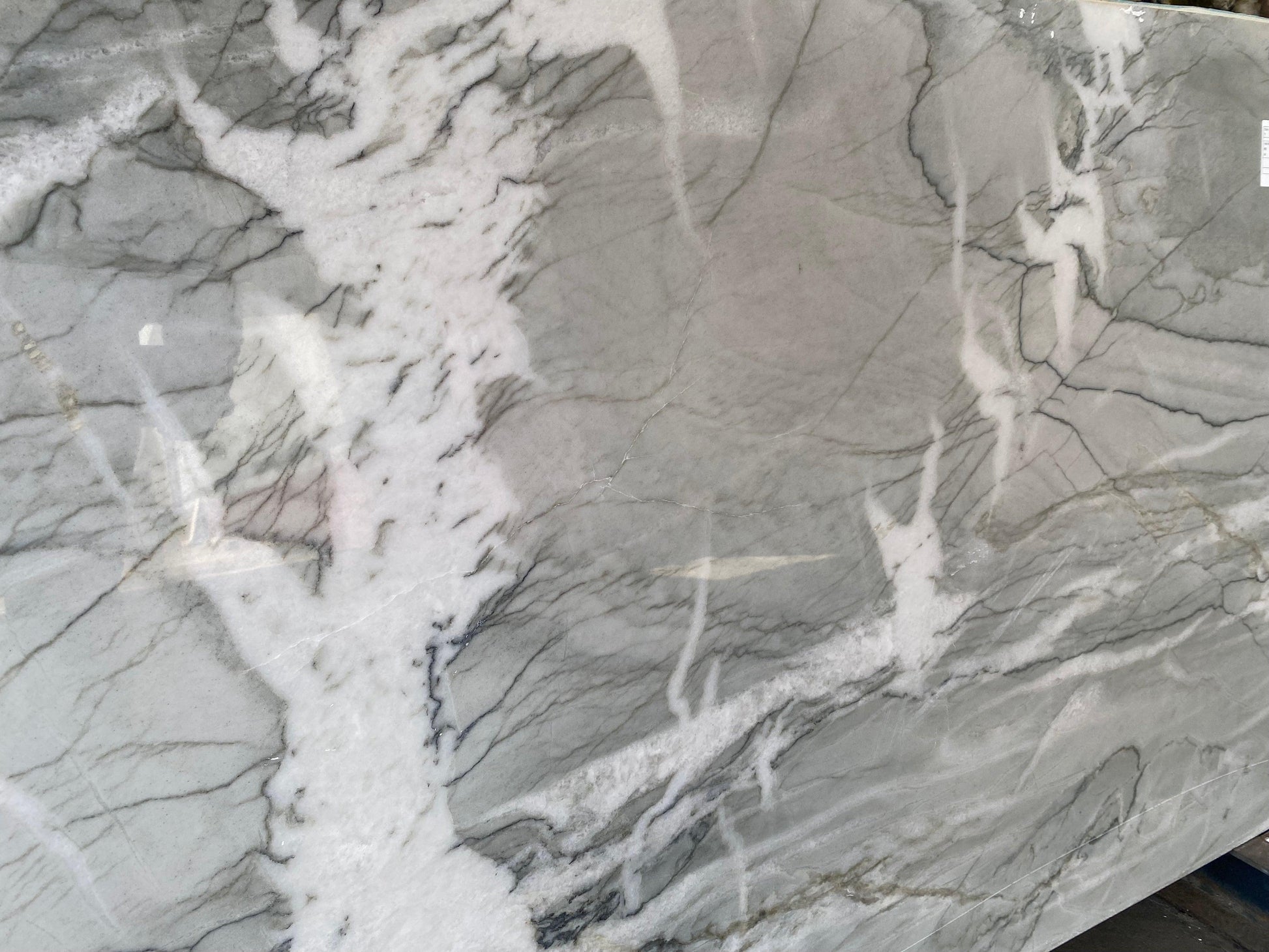 2cm, Glossy, Rare Find, Remnant, remnants, Single, thickness-2cm, Veins, White Veins