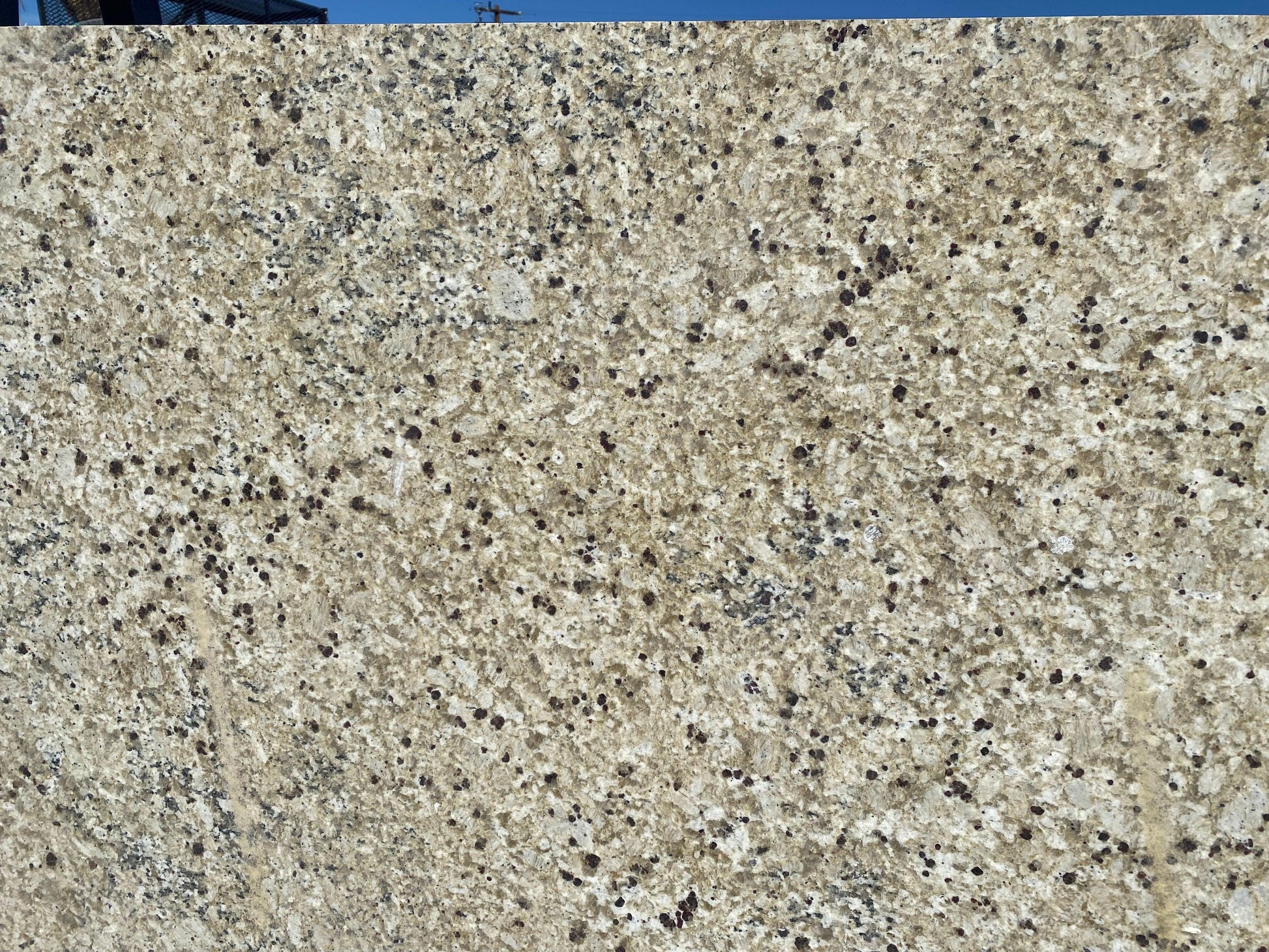 2cm, beige, bronze, brown, cream, Crystals, Flecks, Glossy, gold, Granite, Outlet Material, Quartz, Rare Find, Remnant, remnants, thickness-2cm Granite Remnant