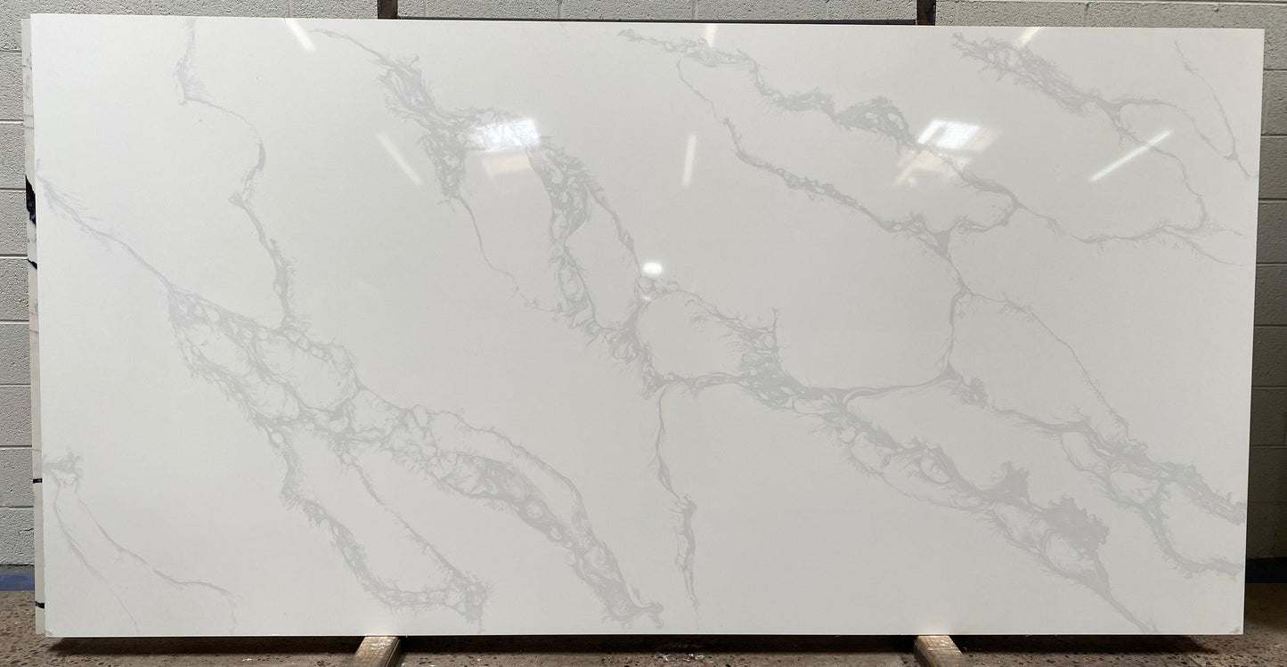 2cm, Full Slab, Glossy, Quartz, Rare Find, thickness-2cm, Veins, White Quartz