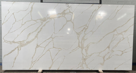 2cm, beige, Beige Quartz, bronze, cream, Full Slab, Glossy, gold, Quartz, quartz-slabs, Rare Find, thickness-2cm, Veins, white, White Quartz