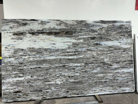 Argento Quartz: This Sophisticated Stone will take Arizona Kitchens by Storm