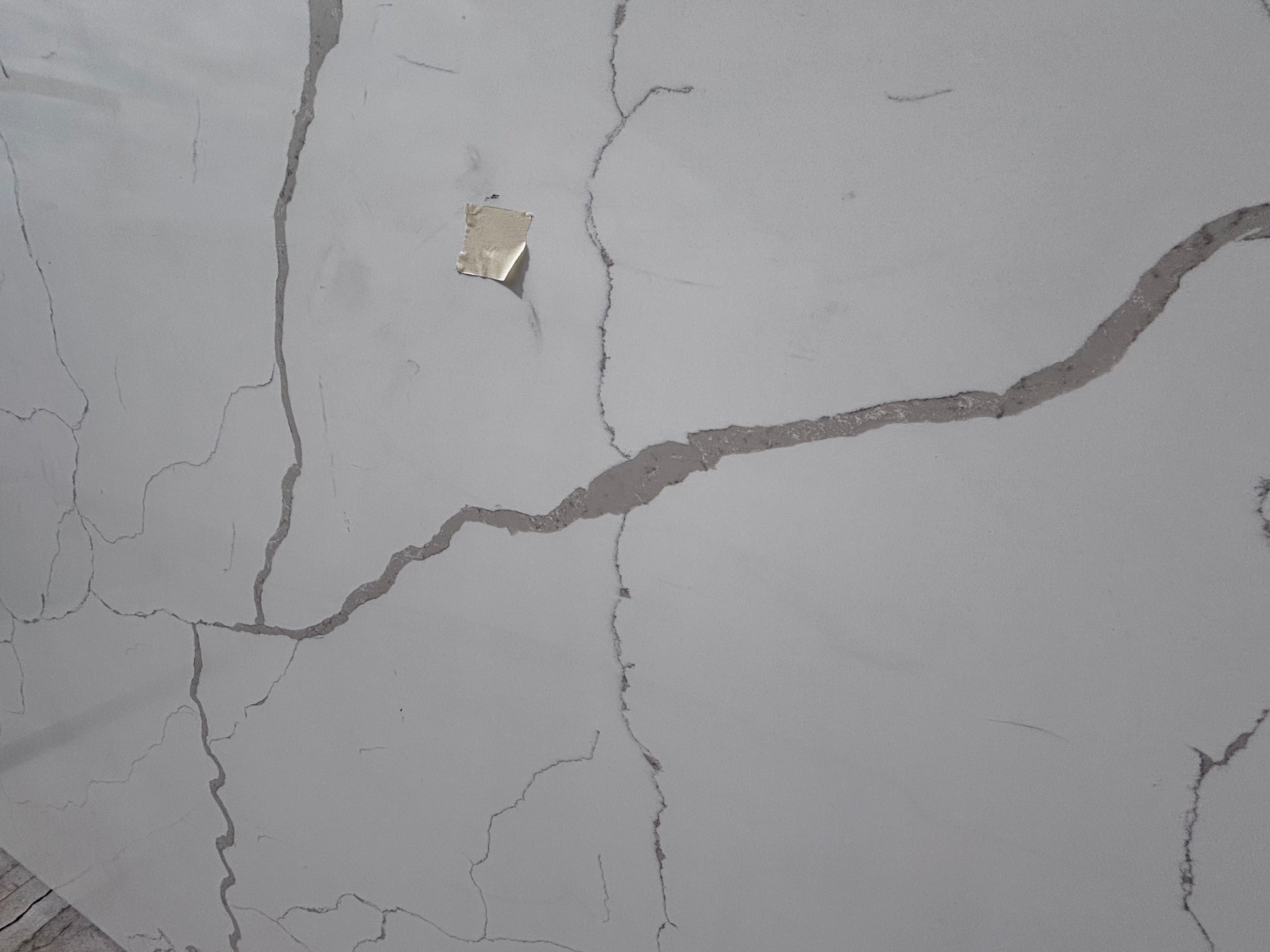 White and grey quartz