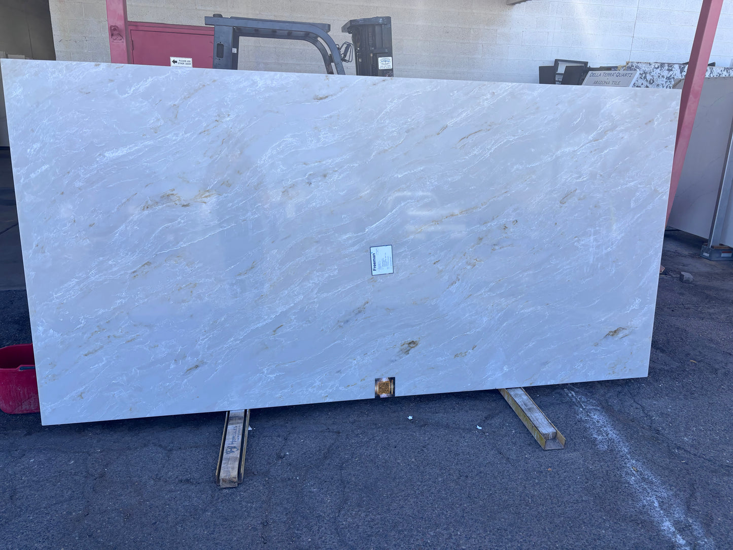 Calacatta Dorata Quartz 118x59