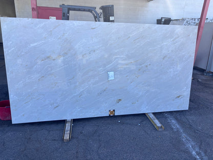 Calacatta Dorata Quartz 118x59