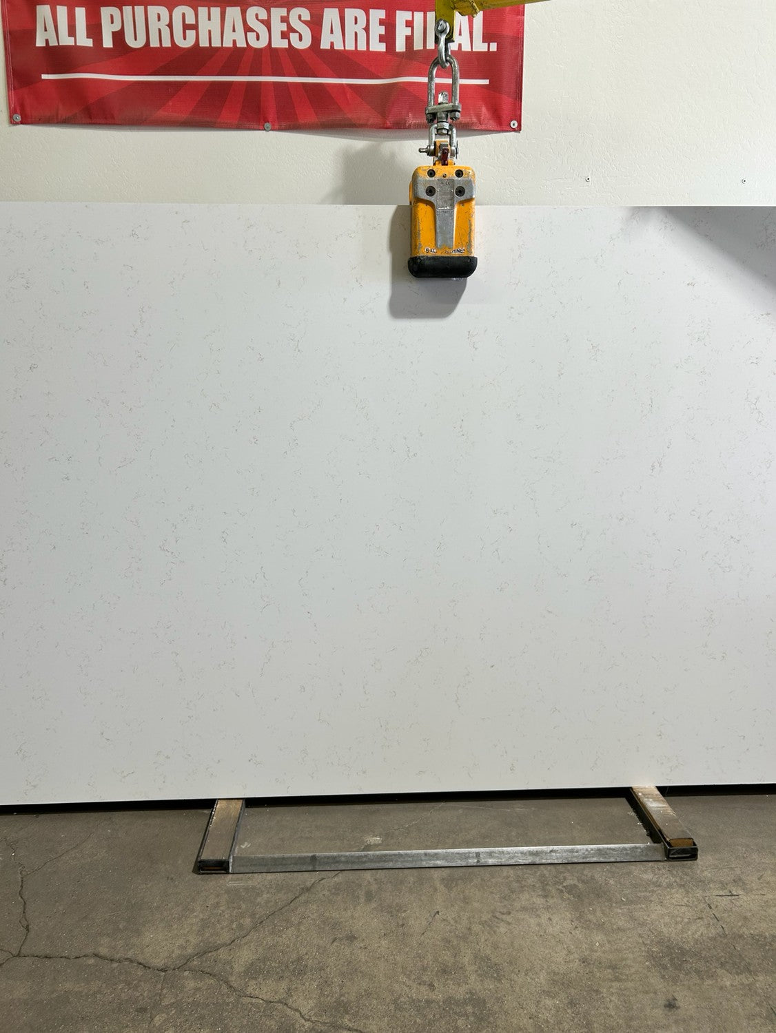 Carrara Roma Quartz - Super Jumbo