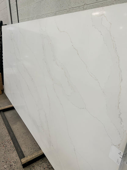 2cm, Bathroom, black, cabinets, Double, Full Slab, Glossy, gold, gold veins, gray, Gray Veins, Grey, Grey Veins, Marble, Outlet Material, Quartz, quartz-slabs, Rare Find, Single, Sink, sinks, thickness-2cm, Veins, white, White Quartz, White Veins Quartz Full Slab