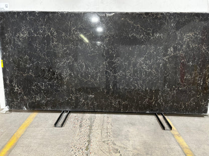 3cm, Bathroom, black, brown, Full Slab, hide, Quartz, quartz-slabs, Rare Find, Single, Single Slab, thickness-3cm, vanity, white, White Quartz, White Veins Quartz Full Slab