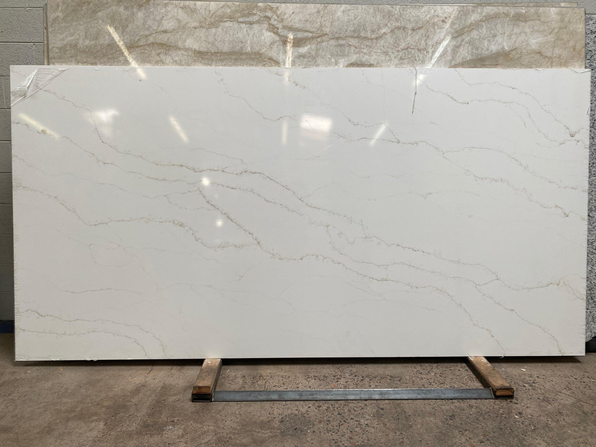 2cm, Full Slab, Quartz, quartz-slabs, thickness-2cm, Veins, white, White Quartz Quartz Full Slab