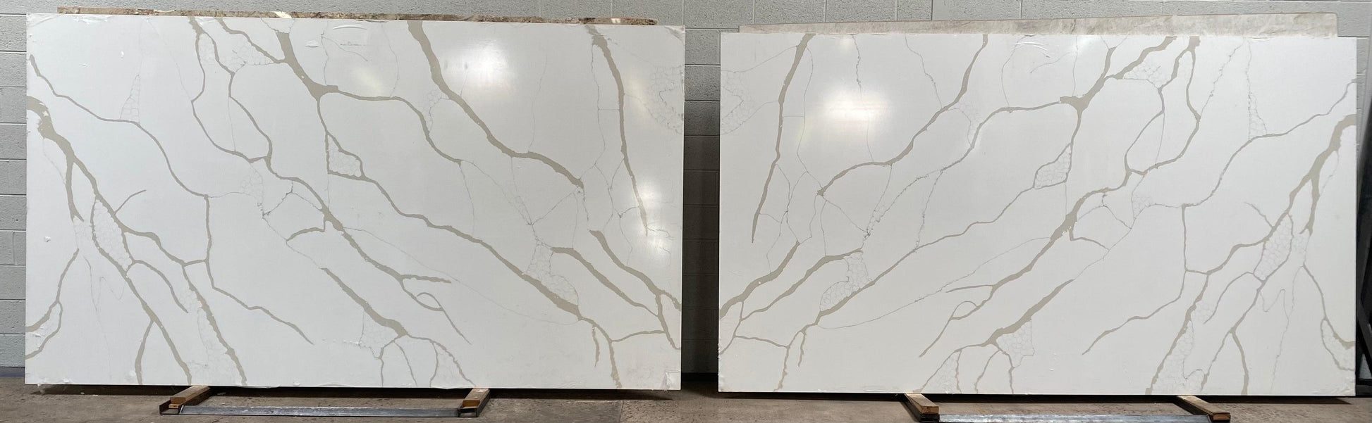 2cm, Full Slab, hide, Quartz, quartz-slabs, Rare Find, thickness-2cm, Veins, white, White Quartz Quartz Full Slab