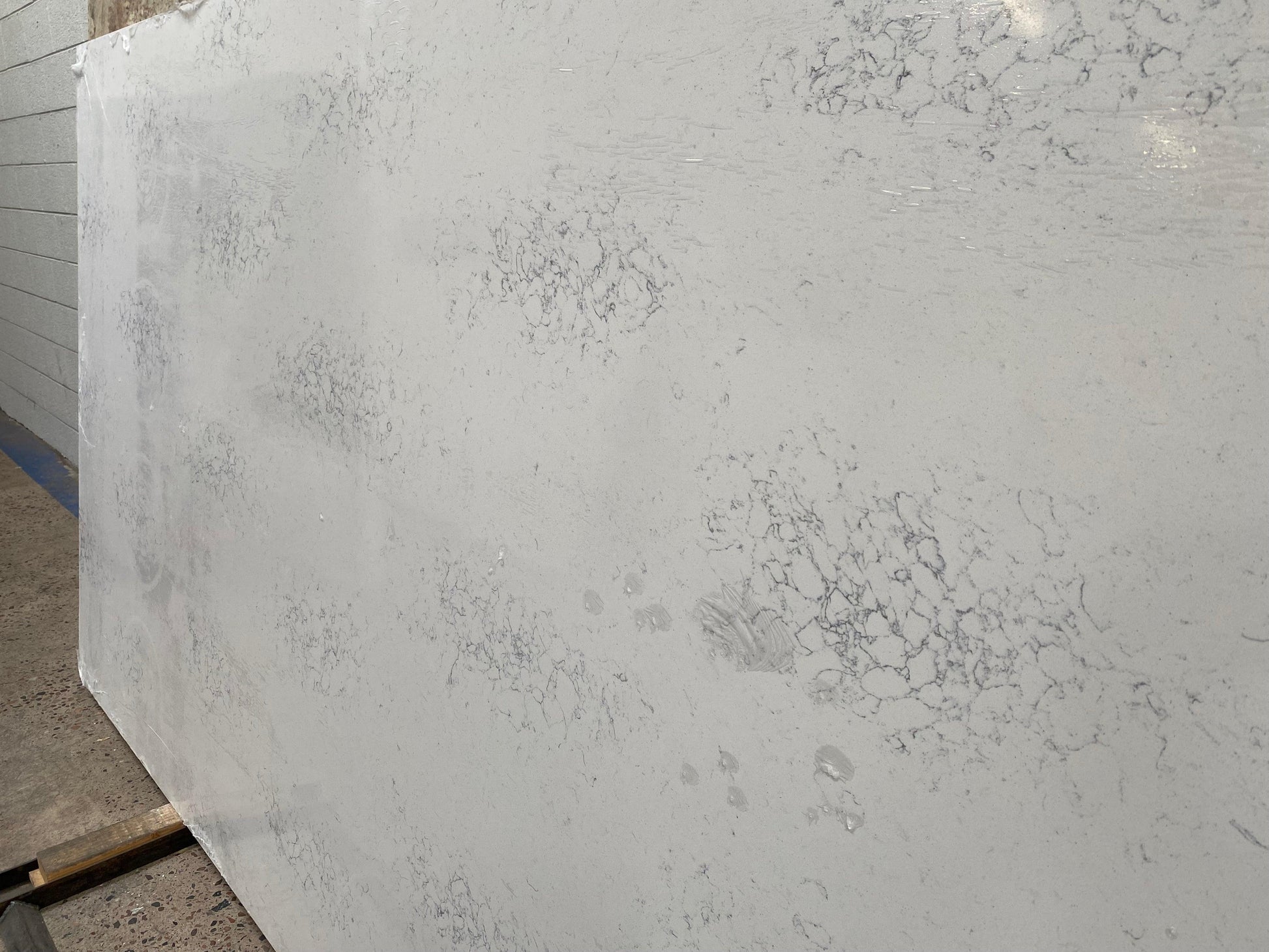 2cm, Full Slab, Gray Veins, Grey Veins, Quartz, quartz-slabs, Rare Find, thickness-2cm, Veins, white, White Quartz Quartz Full Slab