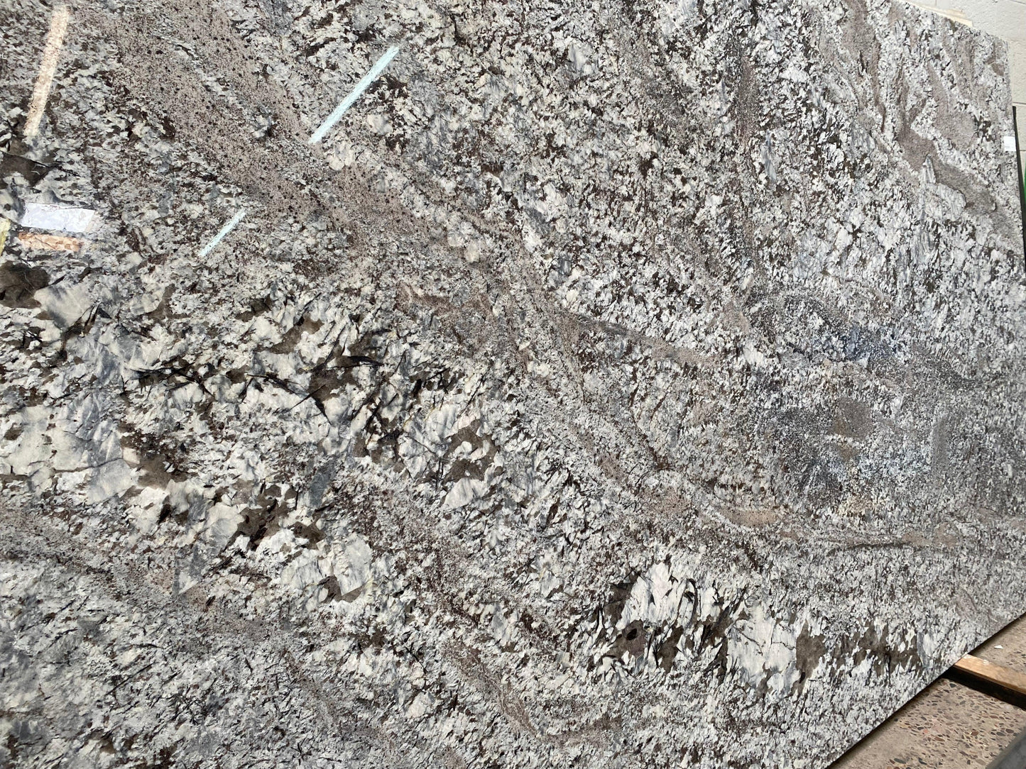 2cm, brown, Full Slab, Granite, granite-slabs, gray, Grey, Grey Veins, thickness-2cm, Veins, white Granite Full Slab