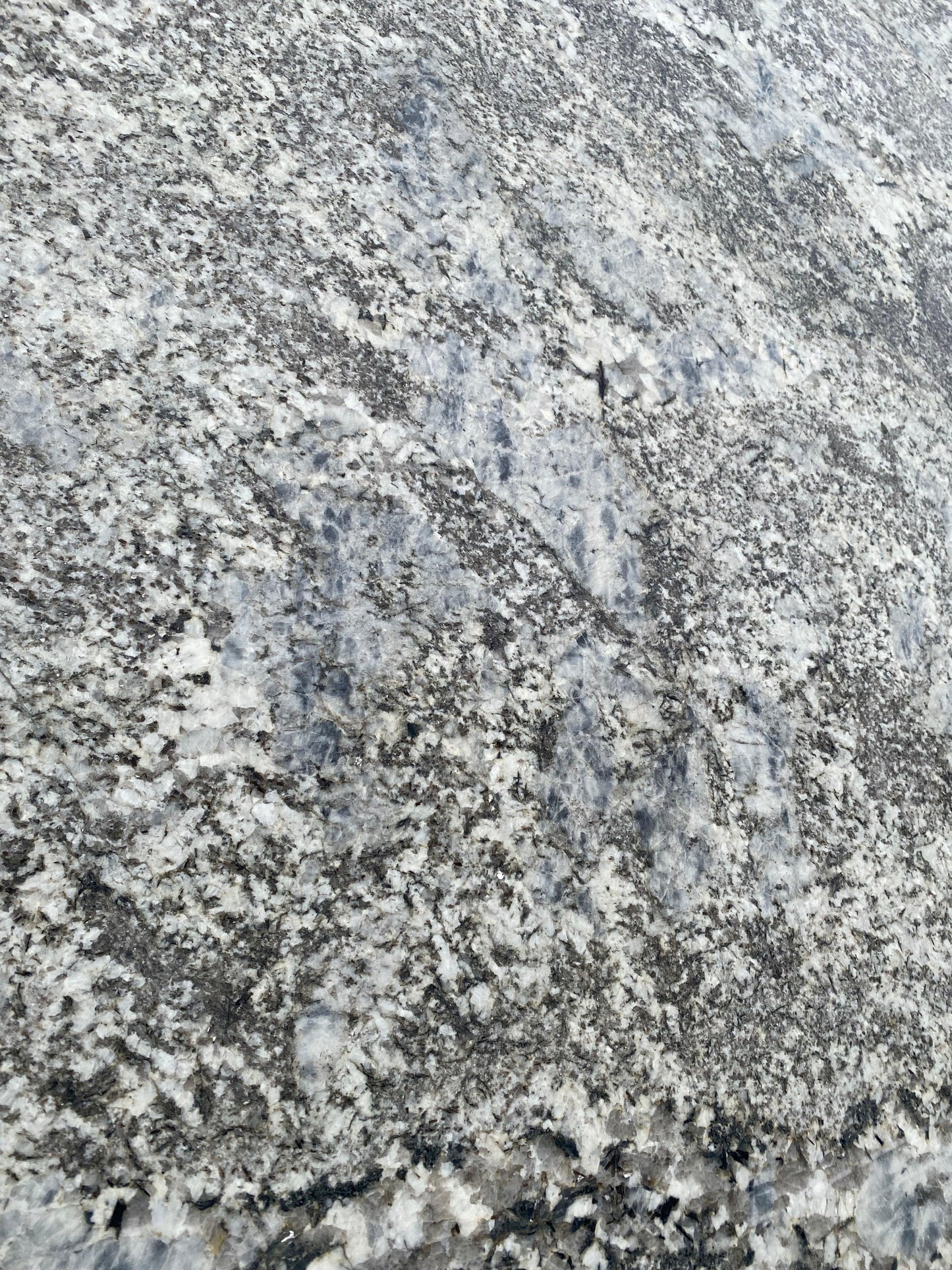 2cm, cream, Crystals, Flecks, Glossy, Granite, gray, Grey, Outlet Material, Pecks, Rare Find, Remnant, remnants, Single, thickness-2cm Granite Remnant near Gilbert.