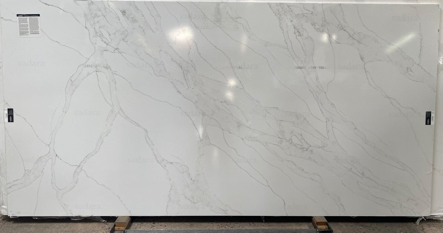 2cm, cream, Full Slab, Glossy, gray, Gray Veins, Grey Veins, hide, Ice Cream, Light Veins, Outlet Material, Quartz, quartz-slabs, Rare Find, thickness-2cm, Veins Quartz Full Slab in Mesa